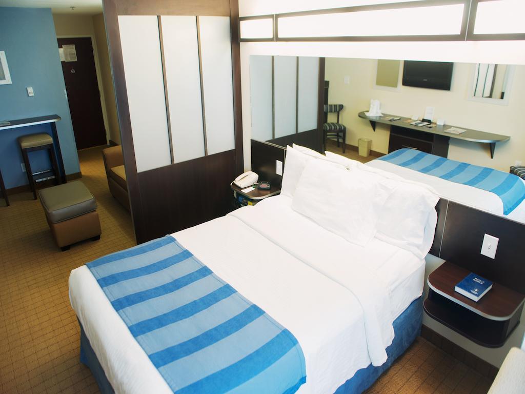 Three Rivers Inn & Suites Port Arthur Oda fotoğraf
